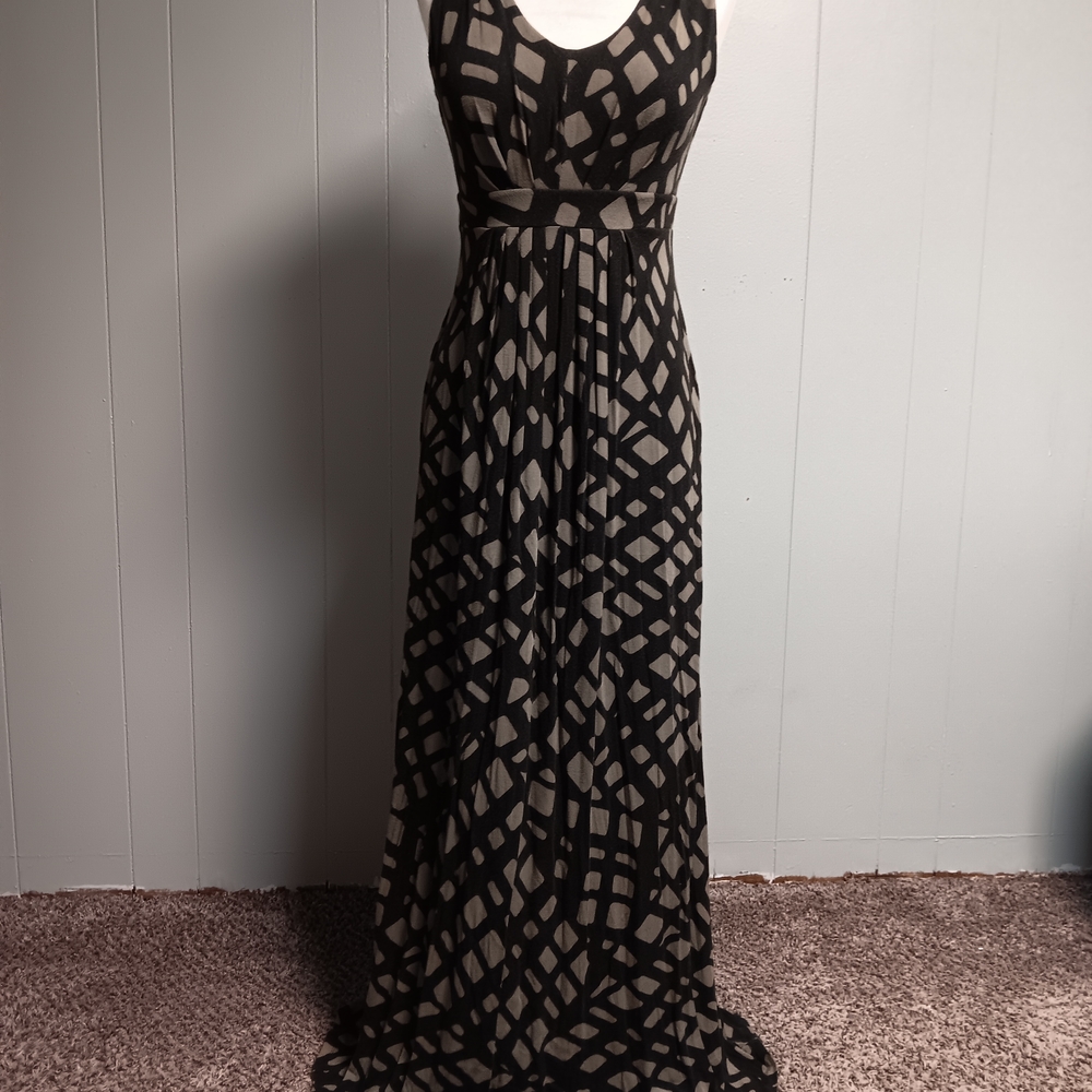 Banana Republic Black and Tan Sleeveless Maxi Gown